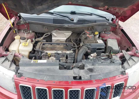 2015 Jeep Compass Sport z USA, uszkodzony, nr VIN 1C4NJCBA9FD218899